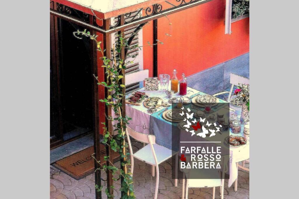 Appartamento Vacanze / Holiday Flat Farfalle&Rossobarbera Montegrosso d'Asti Luaran gambar